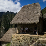 O sobe-desce cansa e as poucas sombras em machu Picchu salvam